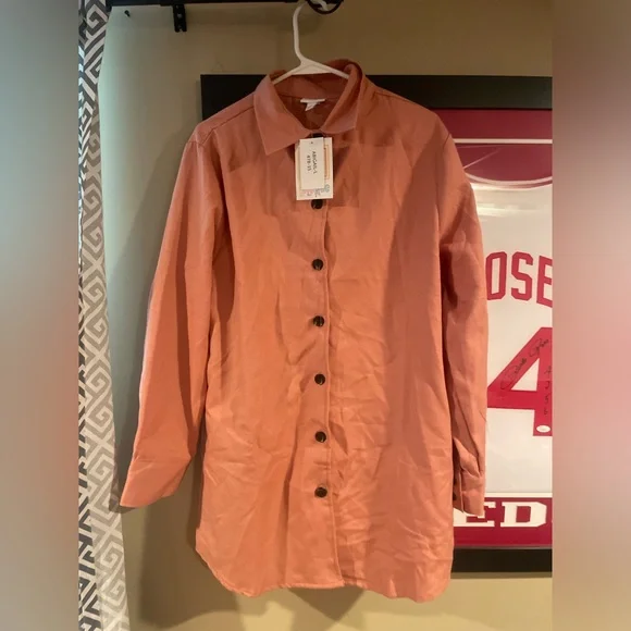 LulaRoe “Abigail” Shacket Button Up Top - Picture 9 of 12